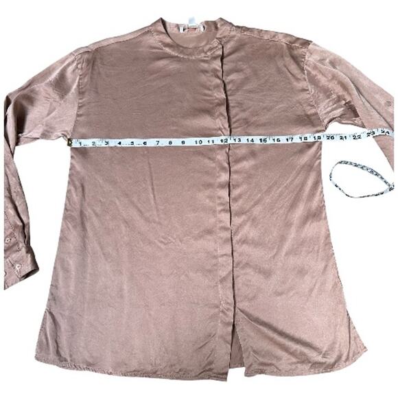 LUNYA Women's Long Sleeve Washable Silk Button Up Pajama Top XS Otium Tan - Picture 6 of 7